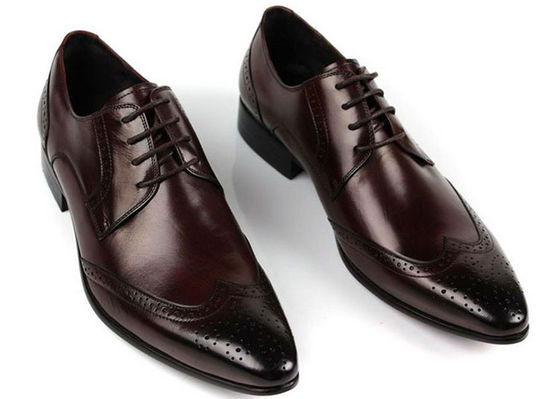 รองเท้าหนังส้นเต็มเมล็ด ผู้ชาย สไตล์ Brogue ดีไซน์ ผู้ชาย