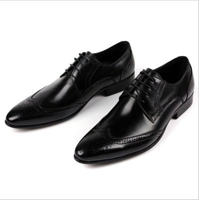 รองเท้าหนังส้นเต็มเมล็ด ผู้ชาย สไตล์ Brogue ดีไซน์ ผู้ชาย
