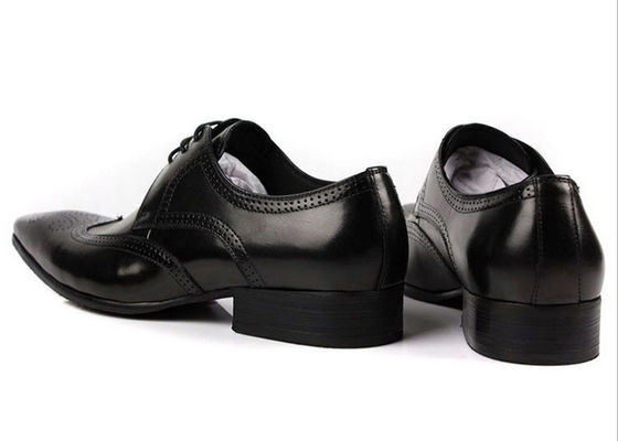 OEM Custom Classic ผู้ชายรองเท้า Brogue สีดํา / สีน้ําตาล กาแฟ ตัดดอกไม้รองเท้าอ็อกซ์ฟอร์ด