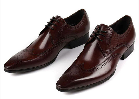 OEM Custom Classic ผู้ชายรองเท้า Brogue สีดํา / สีน้ําตาล กาแฟ ตัดดอกไม้รองเท้าอ็อกซ์ฟอร์ด
