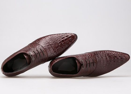 100%หนังแท้ ชายรองเท้าชุดแต่งงาน รองเท้าหนัง Goodyear ทนทาน
