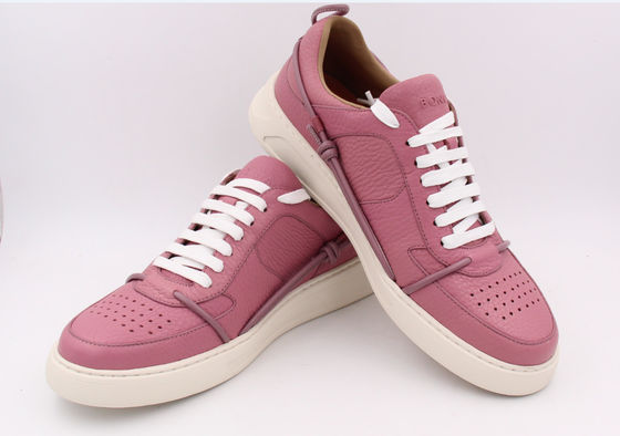 สีขาล่างสตรี สีขาหนัง รอบเท้า ขนาดต่าง ๆ