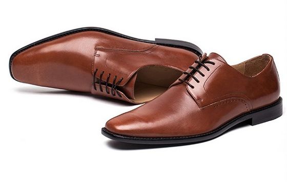 สํานักงานทําด้วยมือ ผู้ชาย สีน้ําตาล ส้นเท้าสวมชุดเก่า Goodyear ส้นหนัง
