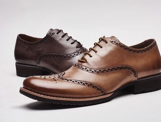ชายทําด้วยมือ สีหนัง Tassel Loafers, อาหารเลี้ยง ชายหนังสูบบุหรี่รองเท้า