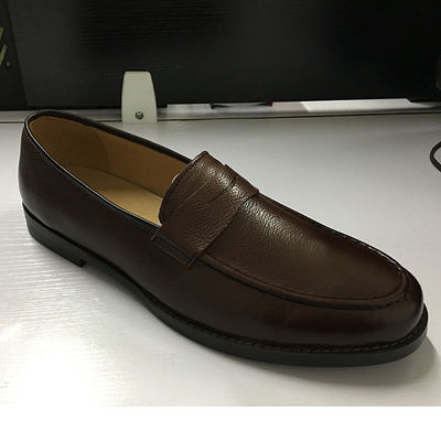 สินค้าที่กําหนดเอง OEM ผู้ชายหนัง Loafers ผิวหนังเมล็ดสูง Loafers เวเนเซีย