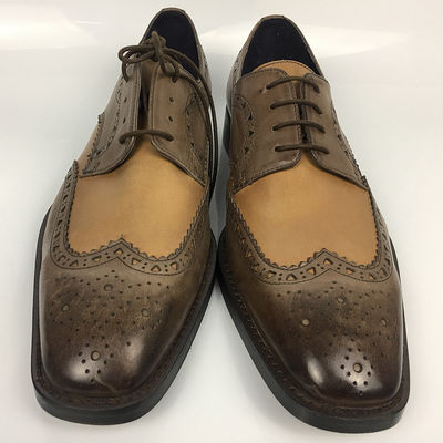 ผู้ให้บริการรองเท้าผู้ชาย Brogue รองเท้าชุดคลาสสิค รองเท้าแต่งงานผู้ชาย