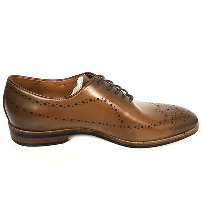 สไตล์อังกฤษ แฟชั่น ผู้ชาย สํานักงาน รูปแบบหนัง Brogue รองเท้าที่มีขนาดใหญ่