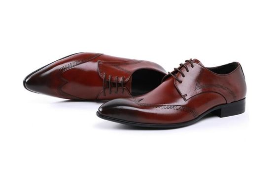 สีน้ําตาล Brogue สีผิวหนัง สวมใส่สบาย สําหรับผู้ชาย