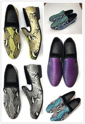 ดีไซน์สวยงาม สีงู ชาย Loafers Wear ทนทาน ชาย รองเท้าขับรถหนัง