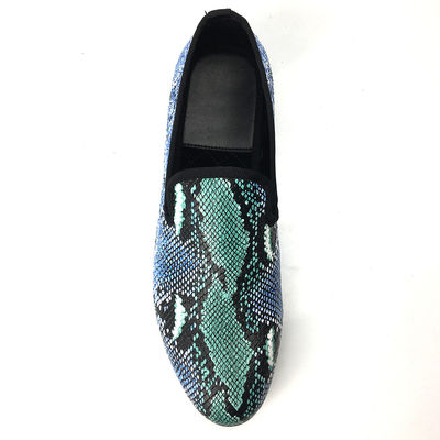 ดีไซน์สวยงาม สีงู ชาย Loafers Wear ทนทาน ชาย รองเท้าขับรถหนัง