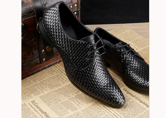 รองเท้าเดรสสีบอร์กุนด์สําหรับผู้ชาย รองเท้าหนังเก่าอิตาลี Goodyear